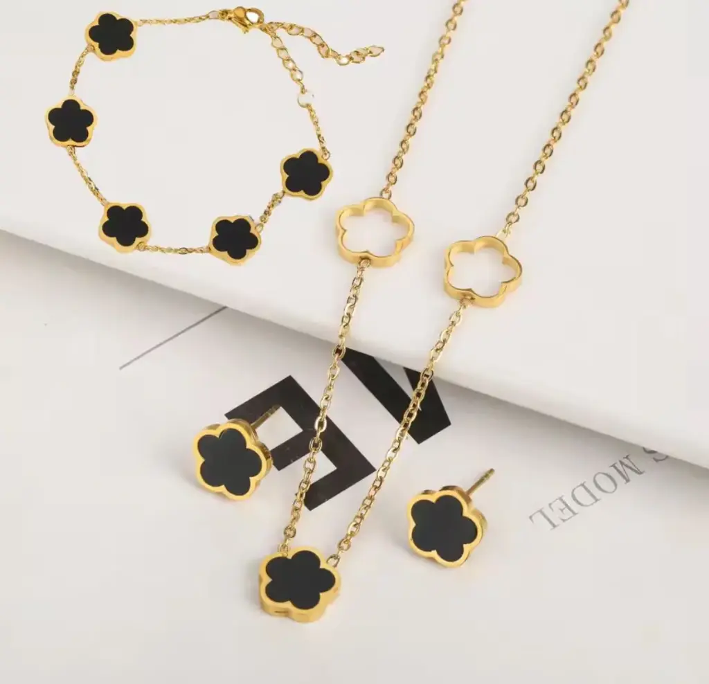 set accesorio flores negras