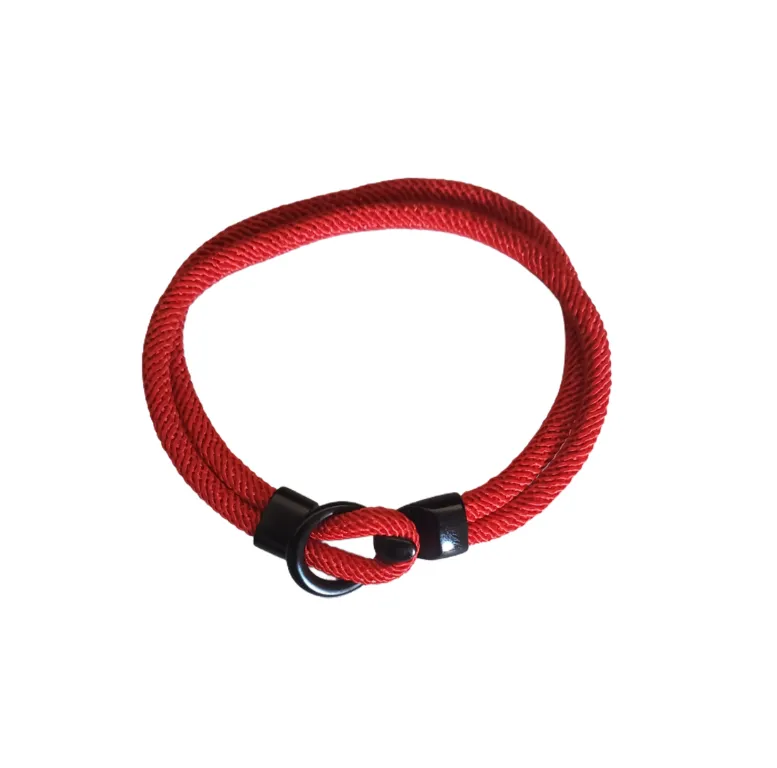 pulsera de cuerda roja